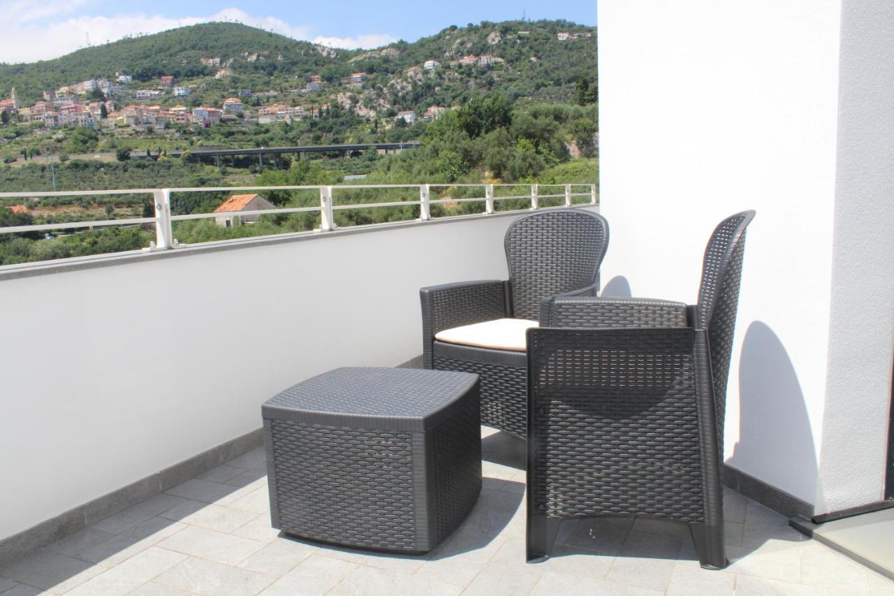 Abelia 4 Apartment Pietra Ligure Exterior foto